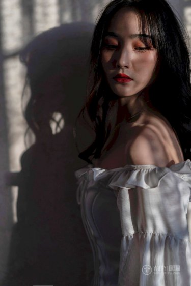 《出轨的女人国语》